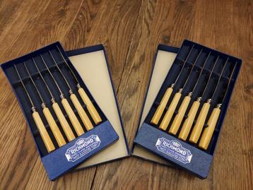 Twee dozen vintage messen, Richmond, stainless steel beschikbaar voor biedingen