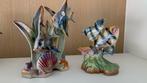 Twee vis sculpturen H Bequet polychrome, Ophalen