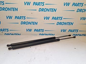Gasdemper links-achter van een Volkswagen Transporter beschikbaar voor biedingen