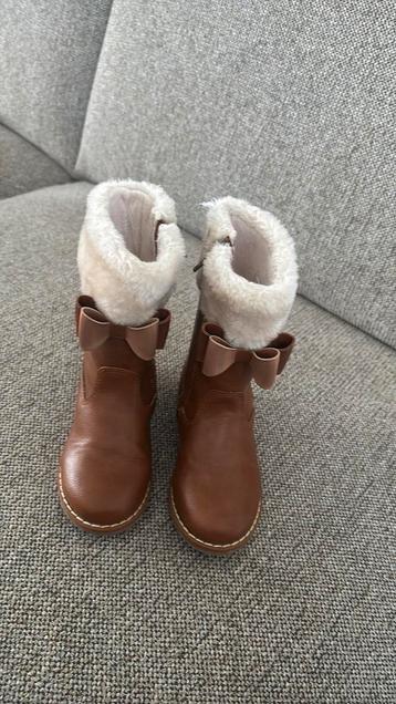 Winterlaarzen kind beschikbaar voor biedingen