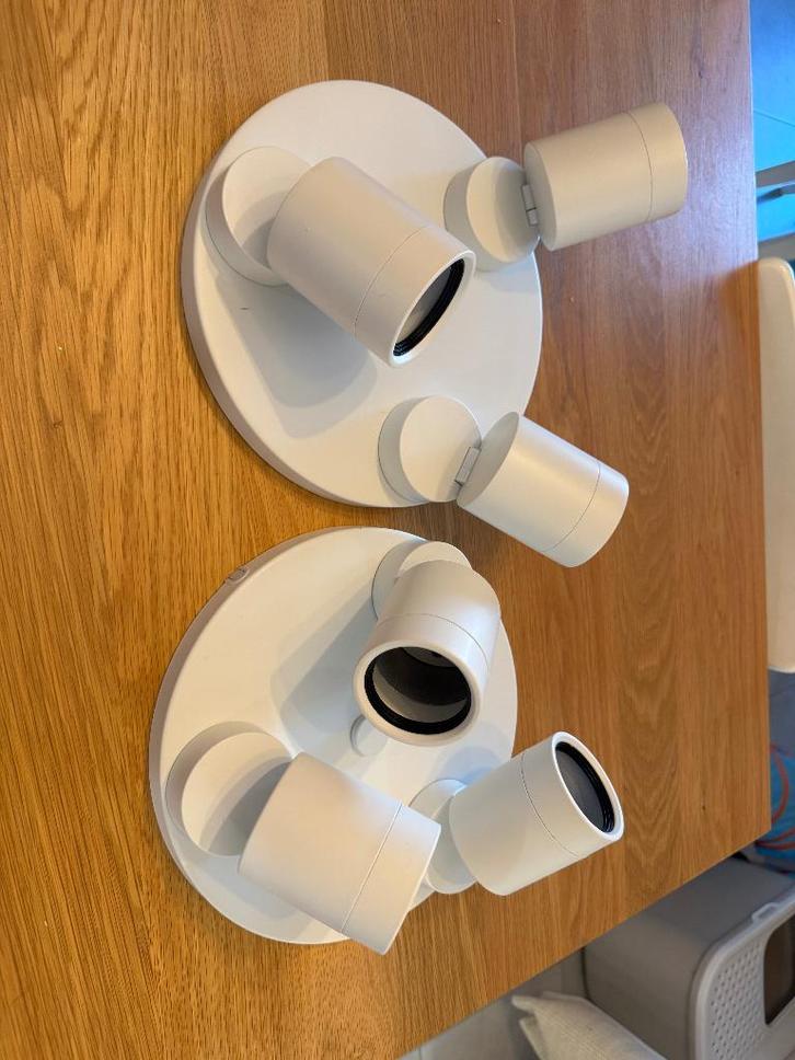 IKEA NYMÅNE plafondlampen — 3 spots — Zo goed als nieuw (x2), Huis en Inrichting, Lampen | Plafondlampen, Zo goed als nieuw, Metaal