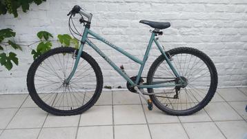 Vélo dame qualité LUGANO Mountain bike à remettre en ordre beschikbaar voor biedingen
