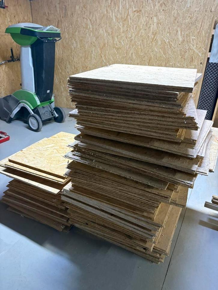 Gratis OSB platen restmateriaal, Bricolage & Construction, Plaques & Panneaux, Comme neuf, Enlèvement