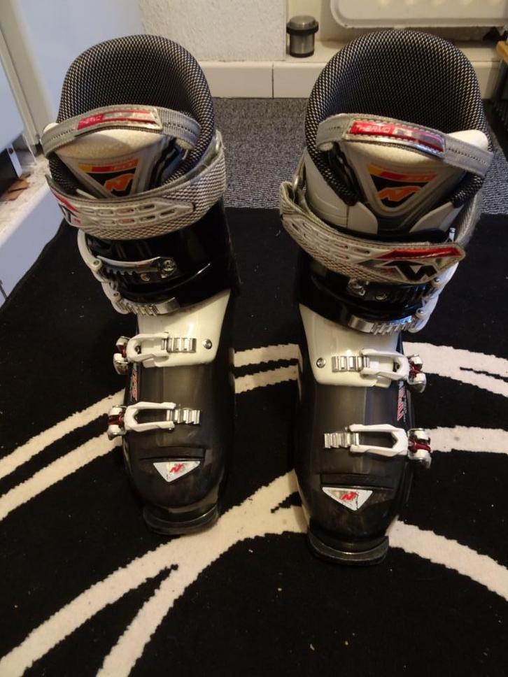 Ski-schoenen Nordica ski-schoenmaat 27 (= maat 41 à 42)., Sport en Fitness, Skiën en Langlaufen, Gebruikt, Schoenen, Ski, Nordica