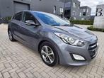 Hyundai i30 blue 1.6 CRDi Black Line / AUTOMAAT / 1e, Auto's, Hyundai, Automaat, Stuurwielverwarming, Bedrijf, 108 pk