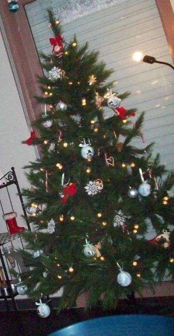 KUNST KERSTBOOM beschikbaar voor biedingen