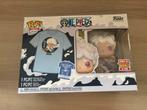 Funko POP! Pop & Tee: One Piece - Luffy (Gear 5) M, Ophalen of Verzenden