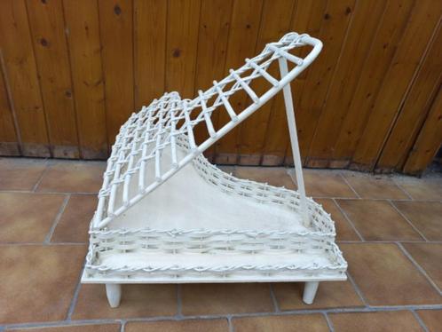 Rieten witte manden - Voor suikerbonen & feestdecoratie, Hobby en Vrije tijd, Feestartikelen, Gebruikt, Feestartikel, Ophalen