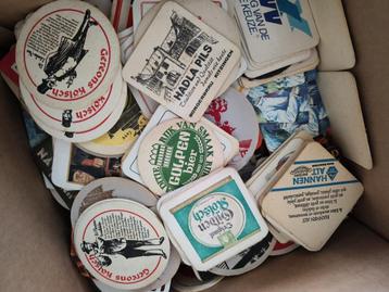 verzameling bierkaartjes beschikbaar voor biedingen