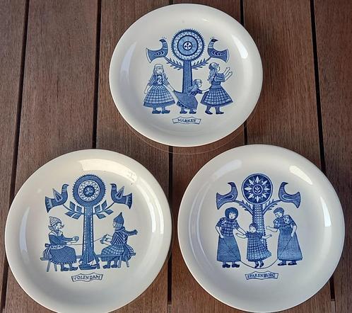 Borden Sfinx Royal Maastricht met Decoratie 3 stuks, Antiek en Kunst, Antiek | Servies los, Ophalen of Verzenden
