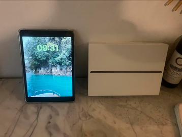 Ipad 9e génération 10.2 128gb gris sidéral  beschikbaar voor biedingen