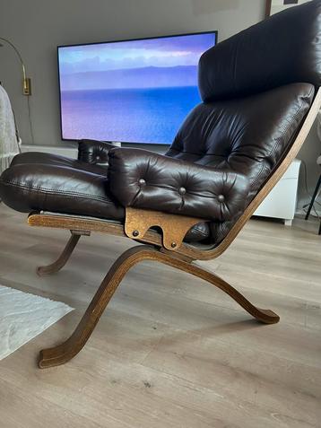 Vintage Deense Fauteuil beschikbaar voor biedingen