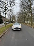 OPEL ASTRA GTC 20141.4 BENZINE 114000KM, Auto's, Voorwielaandrijving, 4 cilinders, Parkeersensor, Leder en Stof