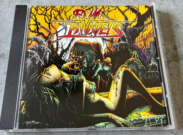 Evil Invaders: Evil Invaders cd EP, CD & DVD, CD | Hardrock & Metal, Utilisé, Enlèvement ou Envoi