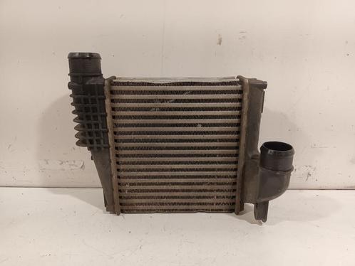 RADIATEUR INTERCOOLER Peugeot 3008 II (M4 / MC / MJ / MR), Auto-onderdelen, Airco en Verwarming, Peugeot, Gebruikt