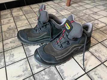 Blaklader veiligheidsschoenen maat 42 beschikbaar voor biedingen