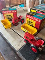 Tractor with trailer, Antiek en Kunst, Antiek | Speelgoed, Ophalen