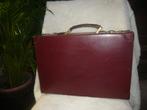 VINTAGE  MALLETTE DELVAUX, Handtassen en Accessoires, Ophalen
