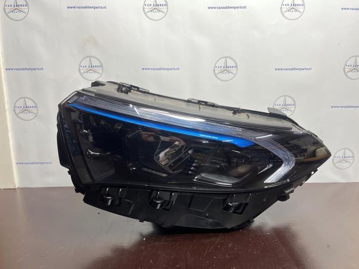 Koplamp links van een Mercedes EQA, Auto-onderdelen, Verlichting, Mercedes-Benz, Gebruikt, 3 maanden garantie
