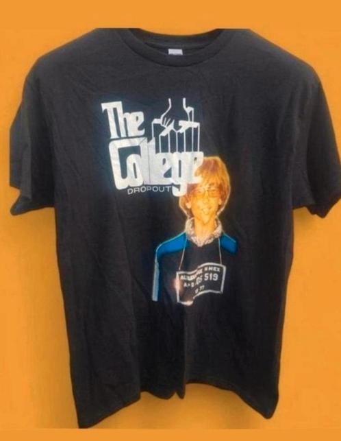 ✨️GILDAN Uniek T-Shirt  - Maat L - In Topstaat✨️✨️, Kleding | Heren, T-shirts, Zo goed als nieuw, Maat 52/54 (L), Zwart, Ophalen of Verzenden