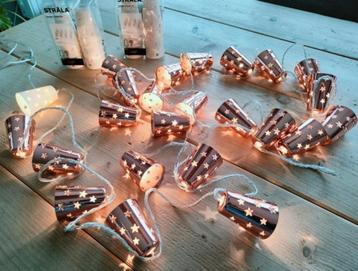 Kerstverlichting, tweekleurig te kiezen. Heel mooi effect beschikbaar voor biedingen