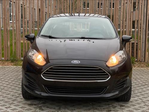 Ford Fiesta klaar om te registreren!!! Benzine!, Auto's, Ford, Particulier, Dealer onderhouden, Onderhoudsboekje