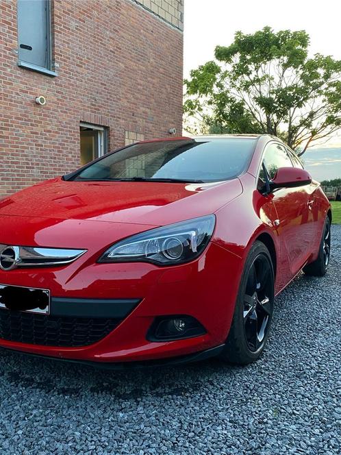 Opel astra GTC 2012, Auto's, Opel, Particulier, Astra, Benzine, Euro 5, Coupé, 3 deurs, Handgeschakeld, Rood, Zwart, Leder en Stof