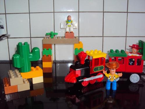 Lego Duplo 5659 "De grote trein achtervolging "van Toy Story, Enfants & Bébés, Jouets | Duplo & Lego, Duplo, Ensemble complet