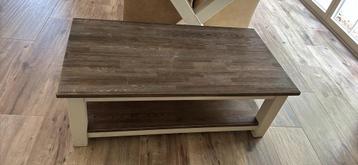 Salontafel beschikbaar voor biedingen