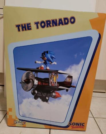 First 4 Figures -Sonic the Hedgehog The Tornado-Regular, Verzamelen, Beelden en Beeldjes, Nieuw, Ophalen