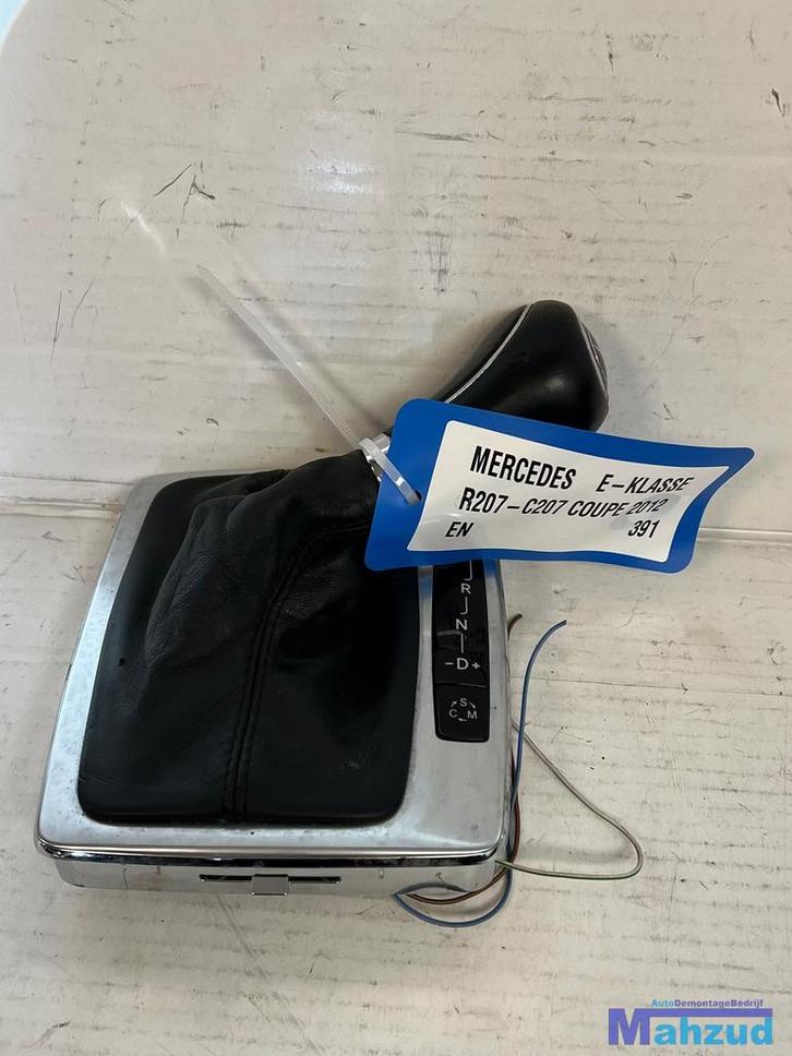 MERCEDES E klasse C207 pookhoes pookknop 2009-2016, Auto-onderdelen, Interieur en Bekleding, Mercedes-Benz, Gebruikt