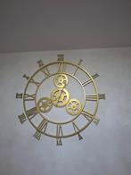 Te koop: Stijlvolle gouden wandklok met tandwielen (Roman c, Huis en Inrichting, Woonaccessoires | Klokken