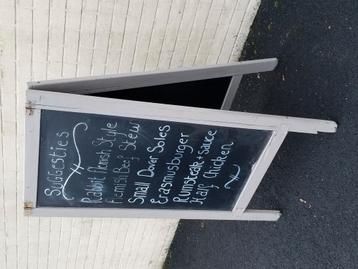 Stoepbord reclame paneel beschikbaar voor biedingen