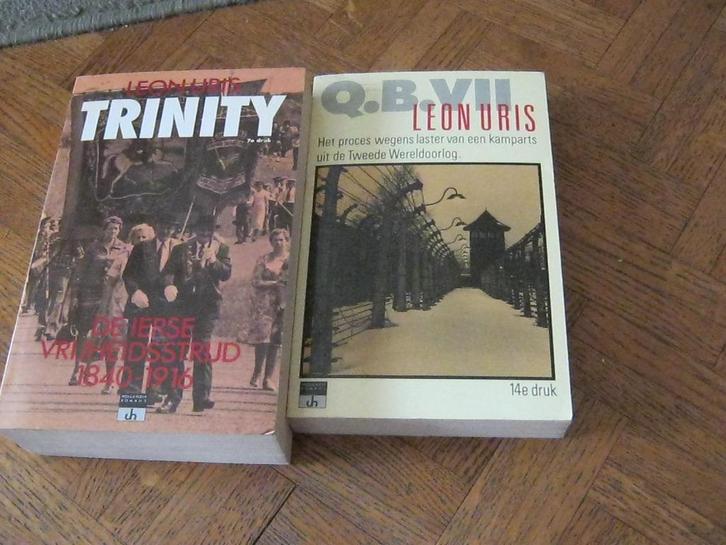 Leon Uris titel Q.B.VII, Boeken, Thrillers, Gelezen, Ophalen of Verzenden