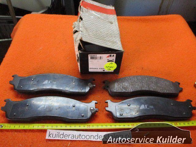 Remblokken voorzijde Dodge Ram 2500 ABS38965   5093267AA, Auto-onderdelen, Remmen en Aandrijving, Dodge, Nieuw, Herkomst onderdeel bekend