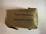 Militaria - WO 2 - US bandage - Plaster of Paris - 1944, Collections, Autres types, Autres, Enlèvement ou Envoi