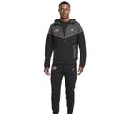Nike tech - Syna - Central Cee - Tracksuit, Kleding | Heren, Sportkleding, Verzenden, Zo goed als nieuw, Maat 48/50 (M)