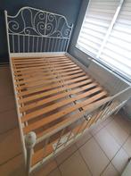 Ikea bed, Huis en Inrichting, Ophalen, Zo goed als nieuw