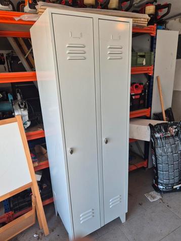 Locker vintage, Huis en Inrichting, Kasten | Lockerkasten, Ophalen of Verzenden, Zo goed als nieuw