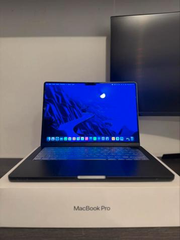 MACBOOK PRO M4 - 24GB RAM - 1TB beschikbaar voor biedingen