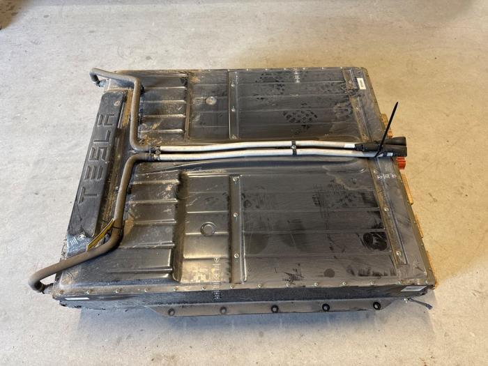 Batterij elektrische auto van een Mercedes B-Klasse, Auto-onderdelen, Elektronica en Kabels, Mercedes-Benz, Gebruikt, 3 maanden garantie