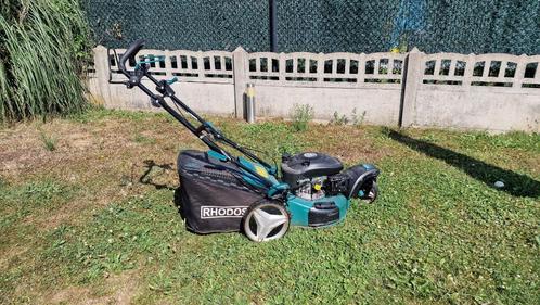 Benzine grasmaaier met draaiwiel vooraf., Tuin en Terras, Grasmaaiers, Gebruikt, Benzine-grasmaaier, 40 t/m 49 cm, Cirkelmaaier