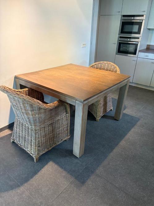 Massieve vierkante eettafel 120 x 120 cm, Huis en Inrichting, Tafels | Eettafels, Gebruikt, 100 tot 150 cm, 100 tot 150 cm, Vier personen
