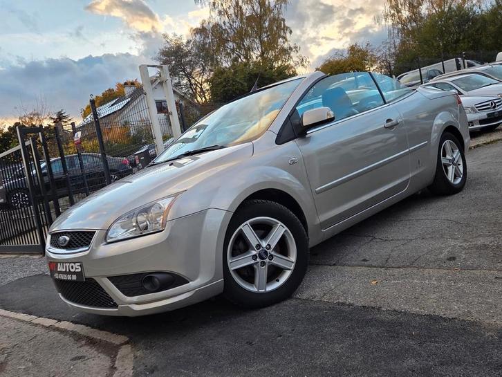 Ford Focus Cabrio 1.6i 2008" 129.000km! Super état Carplay!!, Auto's, Ford, Particulier, Focus, ABS, Achteruitrijcamera, Airbags