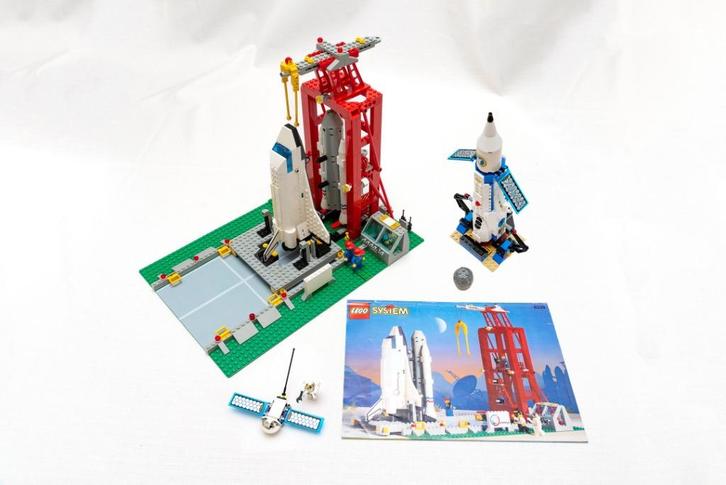 Lot Lego Space - 6339 Launch Command + Meer, Kinderen en Baby's, Speelgoed | Duplo en Lego, Gebruikt, Lego, Complete set, Ophalen of Verzenden