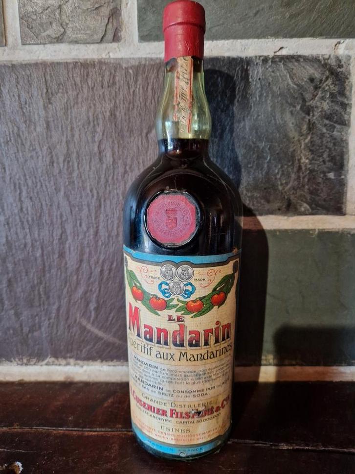 Zeer oude fles Cusenier Mandarin 1940/50, Verzamelen, Wijnen, Nieuw, Ophalen of Verzenden