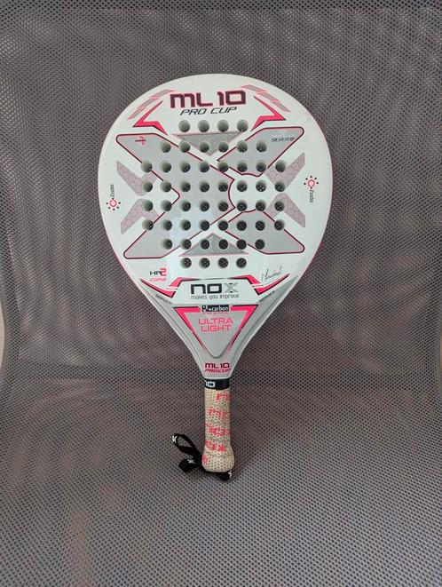 Padel racket: Nox ML10 pro cup ultra light Silver, Sport en Fitness, Padel, Gebruikt, Ophalen