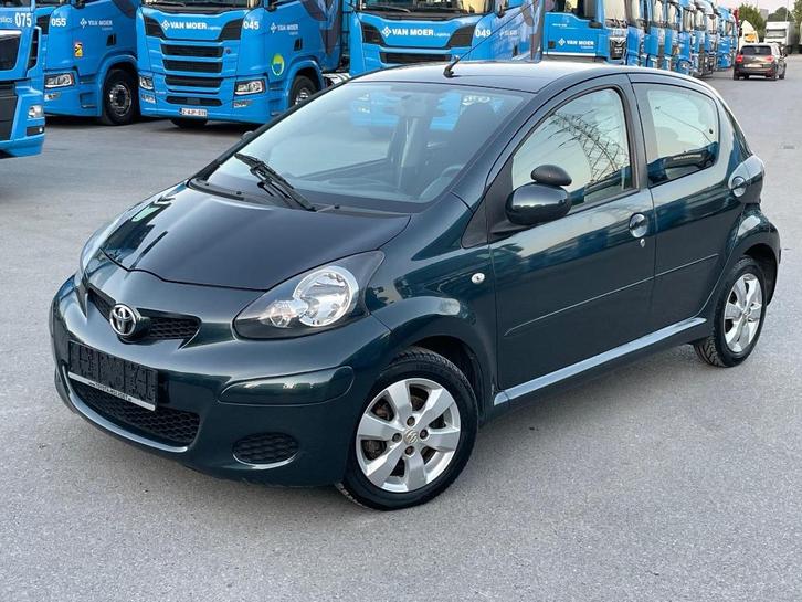 ⁠Toyota Aygo Toronto Edition •⁠  ⁠⁠16/11/2011, Auto's, Toyota, Bedrijf, Aygo, ABS, Airbags, Airconditioning, Boordcomputer, Centrale vergrendeling
