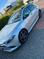 Mercedes A180 packs AMG toit panoramique, Auto's, Mercedes-Benz, Diesel, Particulier, Parkeercamera, Te koop