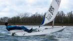 Laser radiaal XD met KALF baan en strand trailer, Sports nautiques & Bateaux, Enlèvement, Comme neuf, Polyester, Laser